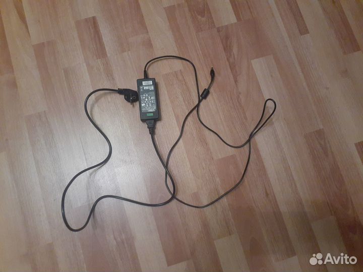 Монитор HP 2206хc