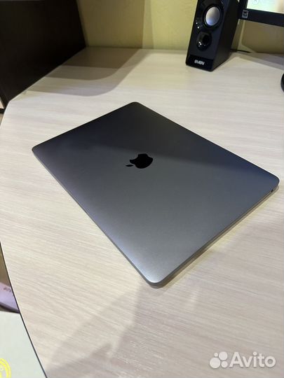 Ноутбук apple macbook pro 13 512гб