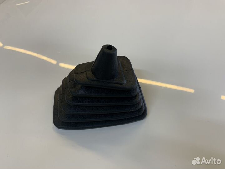 Новый кожух кулисы кпп VW Golf 2 Jetta 2