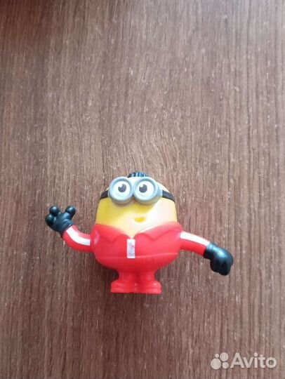 Миньоны из макдональдса