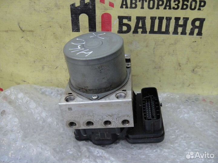 Блок управления ABS Toyota Hilux GUN126