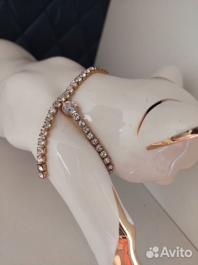 Статуэтка фарфор кошка лежащая