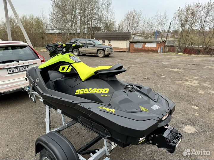 Гидроцикл BRP Spark trixx