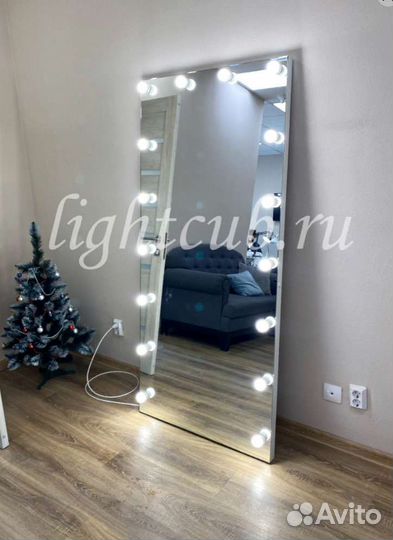 Гримерное зеркало