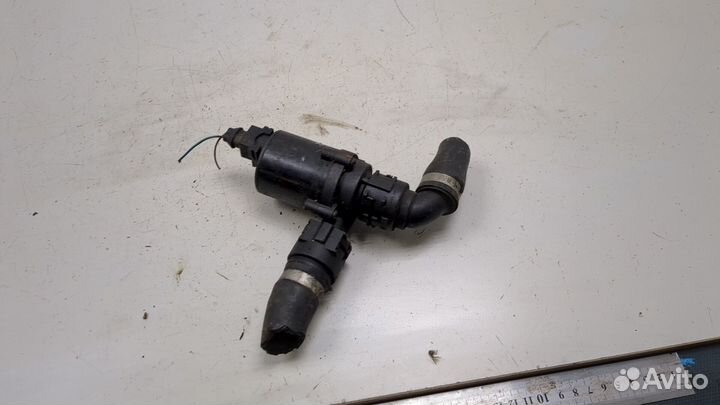 Насос водяной BMW 5 E60, 2009