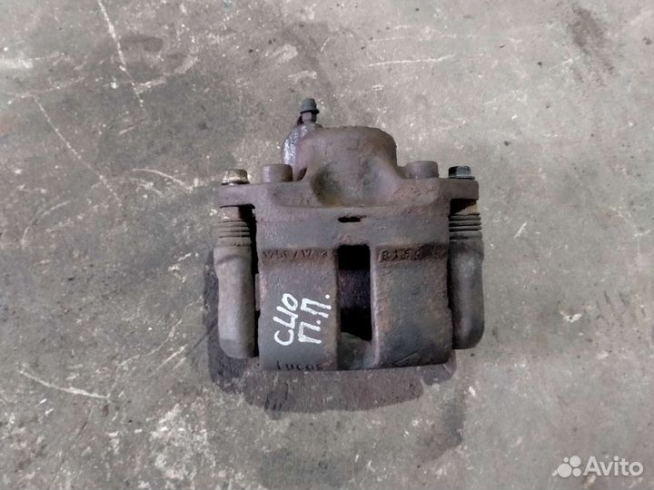 Суппорт передний renault clio 2