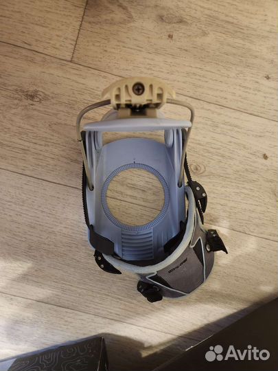 Крепления для сноуборда flow