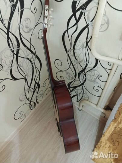 Гитара brahner