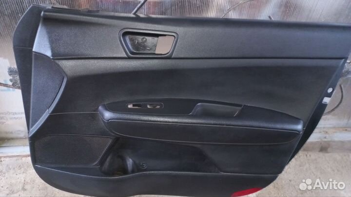 Дверная обшивка передняя правая Kia Optima