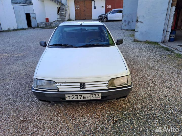 Разбор на запчасти Peugeot 405 1.6 л МКПП 1990г