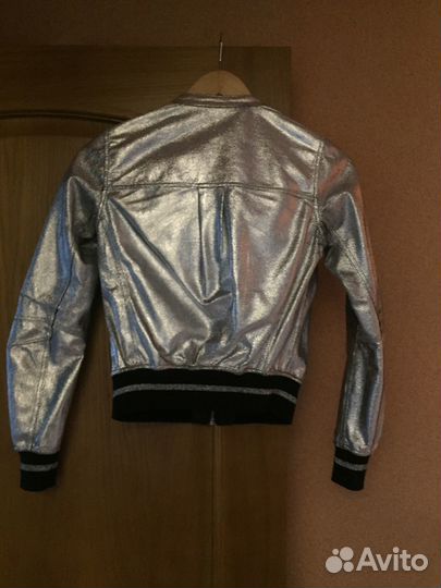 Кожаная куртка-бомбер Patrizia Pepe