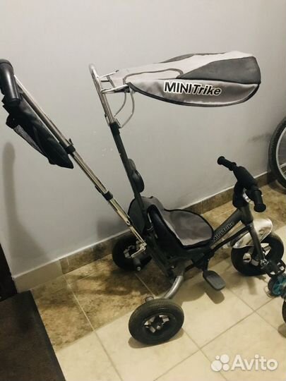 Детский велосипед трёхколёсный