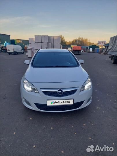 Opel Astra 1.6 AT, 2011, 174 541 км