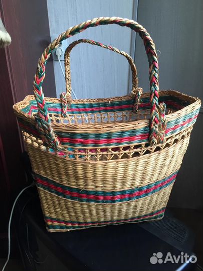 Корзинка плетенная