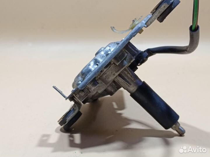 Мотор заднего стеклоочистителя Mitsubishi Carisma