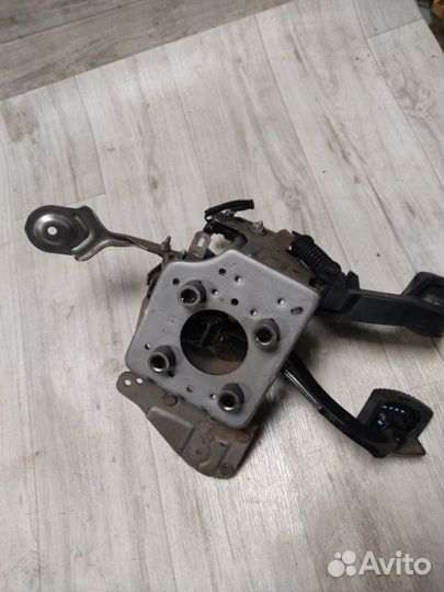 Педаль педальный узел Peugeot 308 I рестайлинг 1.6