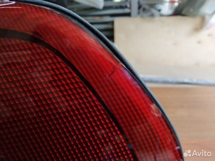 Фонарь задний левый Subaru Legacy B11 европа 1993