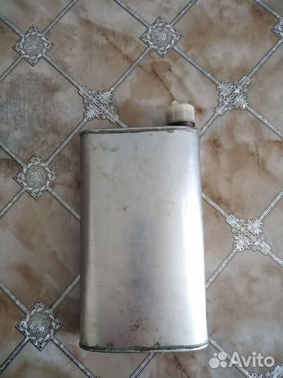 Фляжка, стаканчики, компас