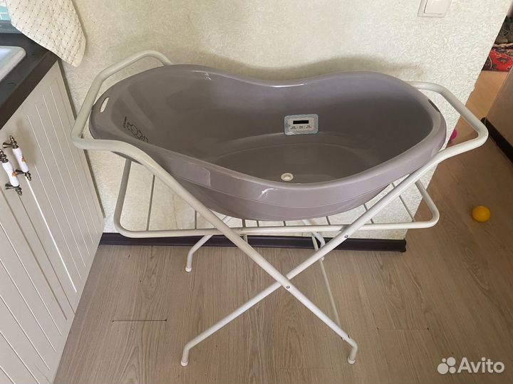 Подставка под детскую ванночку