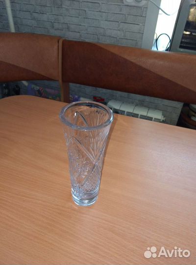 Ваза для цветов хрустальная