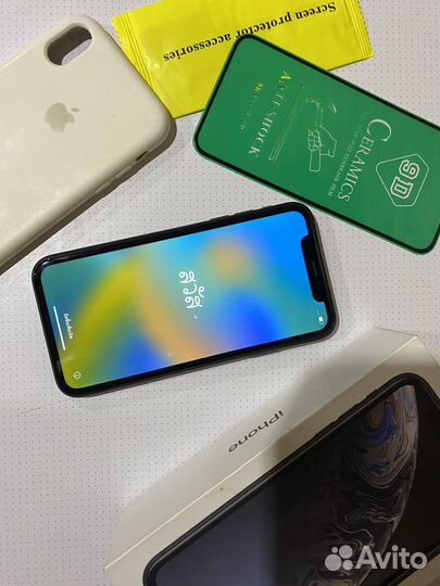 iPhone Xr, 64 ГБ