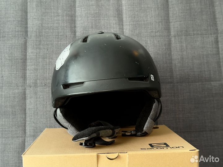 Горнолыжный шлем