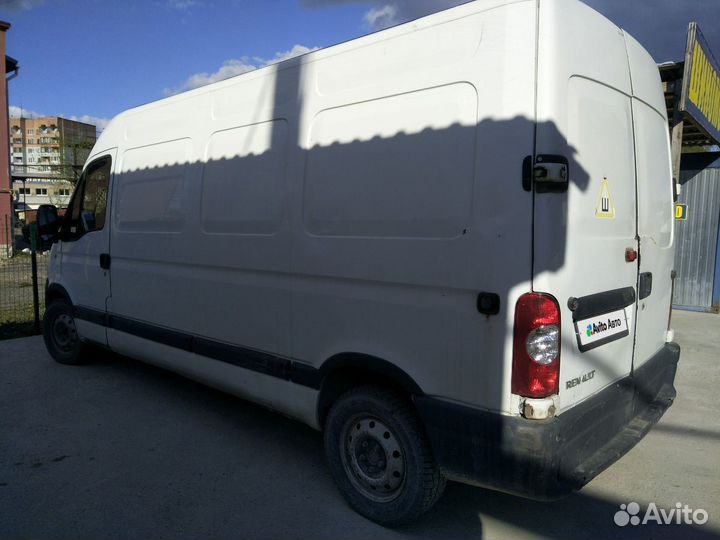 Renault Master цельнометаллический, 2008