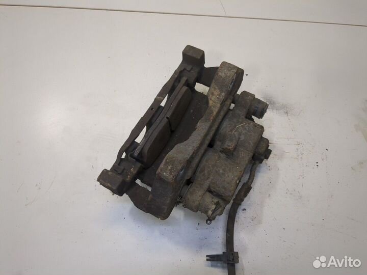 Суппорт Jeep Grand Cherokee 2013, 2015