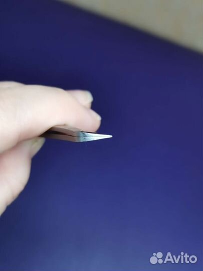 Пинцет для ресниц EvaBond