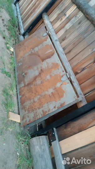 Металлическая дверь бу