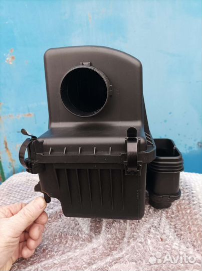 Корпус воздушного фильтра Kia Sportag3