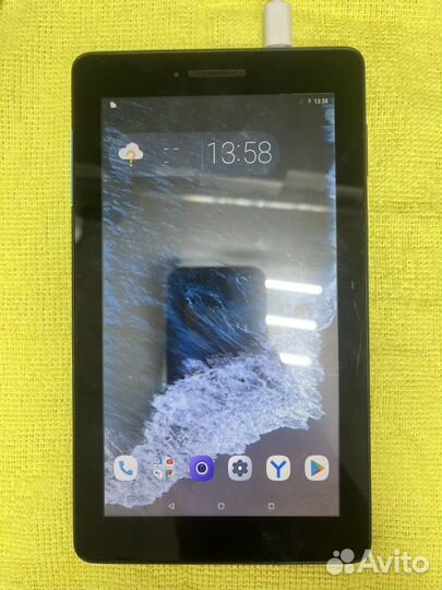 Планшет Lenovo TB-7104I