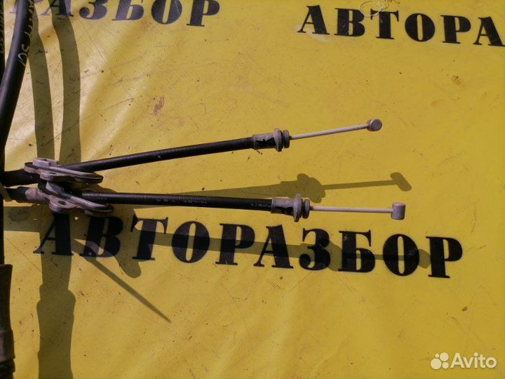 Трос стояночного тормоза (ручника) Toyota Camry 50