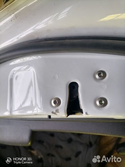 Заднея левая дверь hyundai solaris