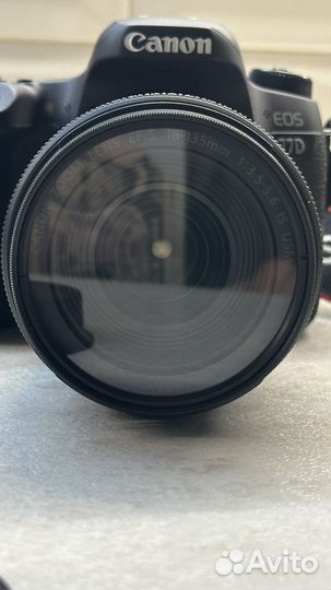 Зеркальный фотоаппарат canon 77d