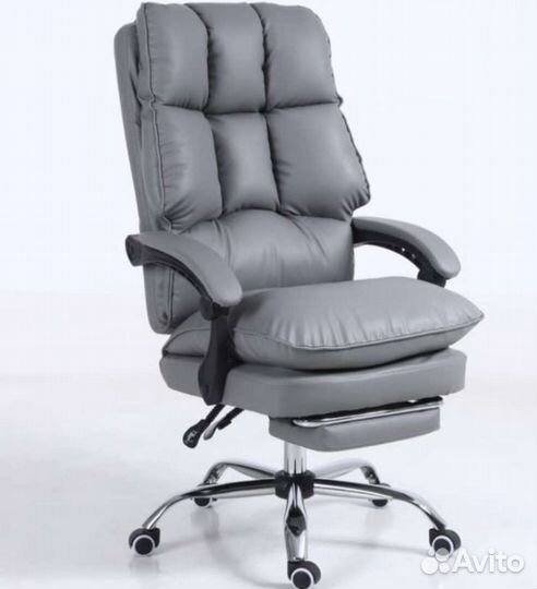 Офисное кресло 