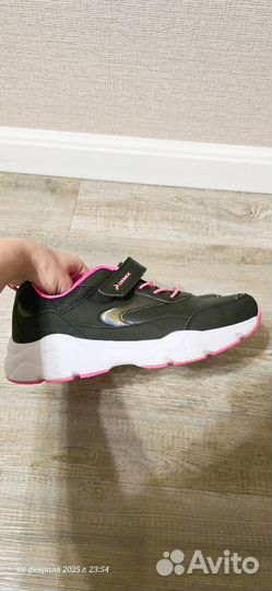 Кроссовки demix