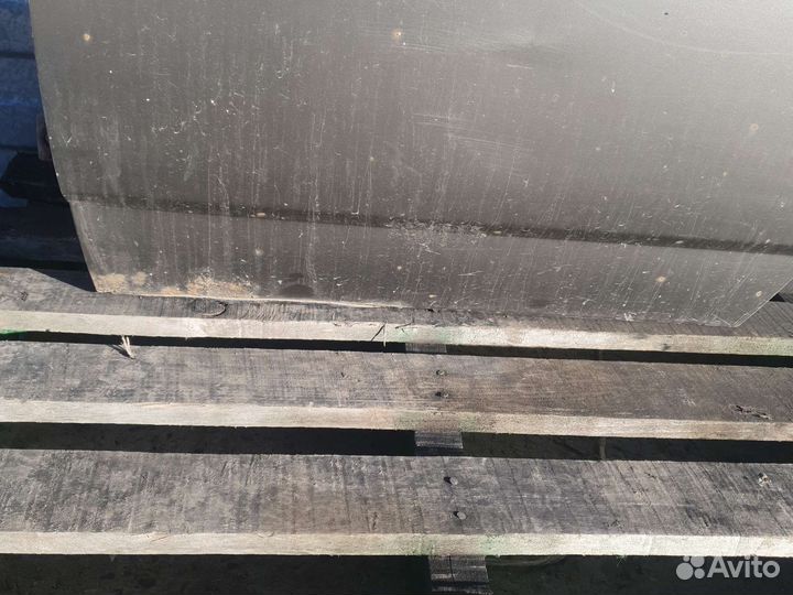 Задняя левая дверь Ваз 2110-2112