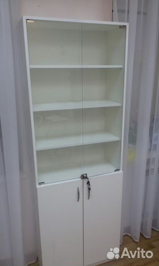 Тумбы,стеллажи, столы