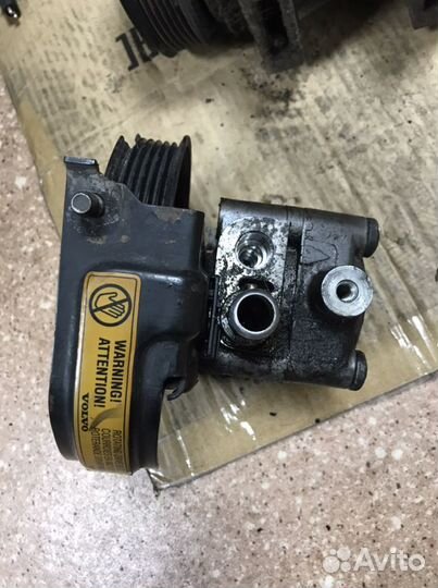 Насос гур Volvo V40 S40