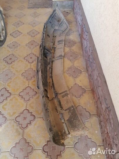 Бампер передний на Mercedes W140