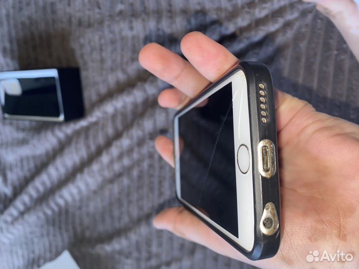 Телефон iPhone 6s