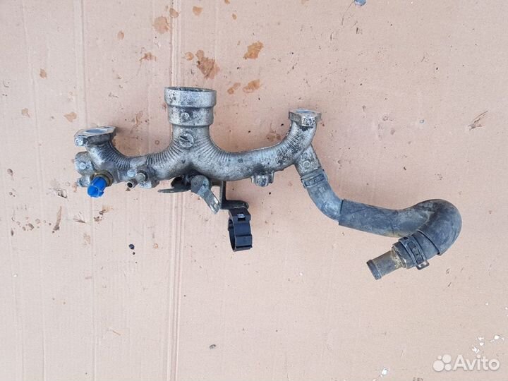 Патрубок охлаждения гбц Infiniti FX37