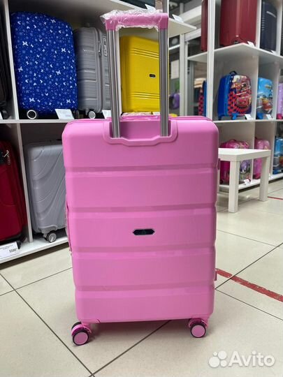 Чемодан 28 дюймов Mironpan розовый из полипропилена (м92)