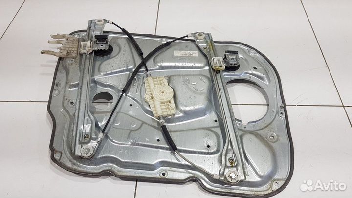 Стеклоподъемник электрический передний правый