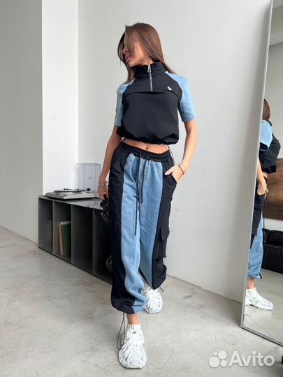 Спортивный костюм женский