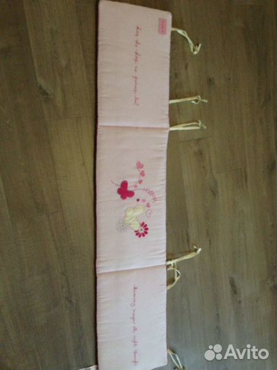 Бортик для детской кроватки