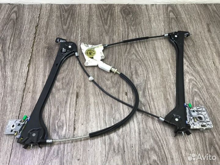 Стеклоподъемник передний правый Mercedes Slk