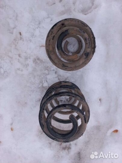 Пружина задняя Daewoo Nexia / Chevrolet Lanos