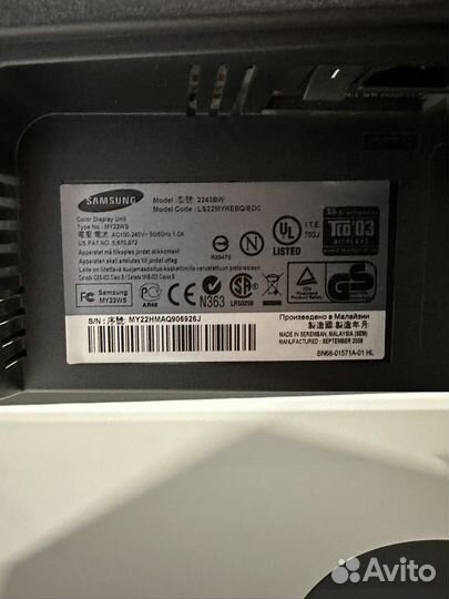 Монитор Samsung syncmaster 22